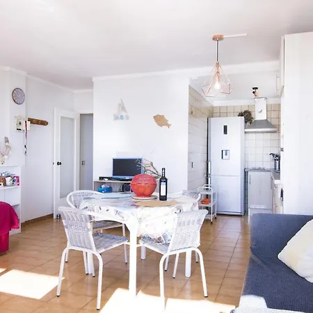 Ariadna - Piso, Vista Al Mar Y Piscina Comunitaria Apartment