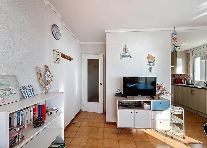 Ariadna - Piso, Vista Al Mar Y Piscina Comunitaria Διαμέρισμα Ρόζες
